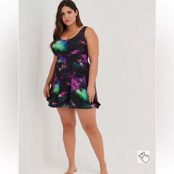 Torrid 00x 10 Wireless Long Length Scoop Dress With Brief M/L Torrid 00x 10 Wireless Long Length Scoop Dress With Brief M/L
